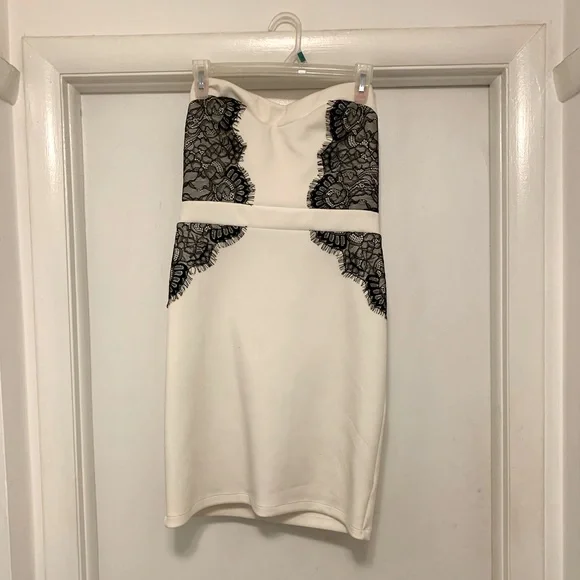 Guess | Dresses | New Guess Sexy White Black Lace Strapless Mini Dress |  Poshmark